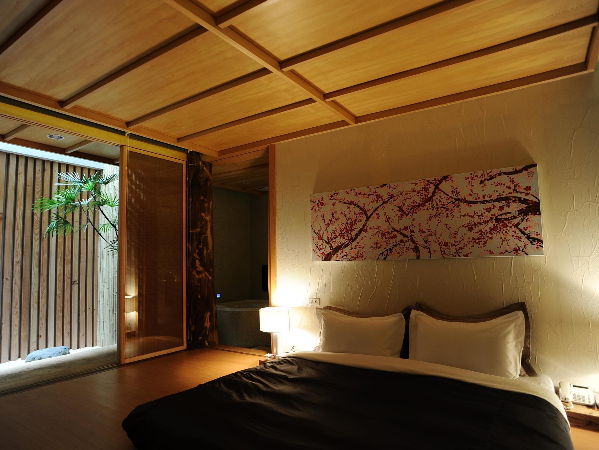 Motel Stars Taichung Esterno foto