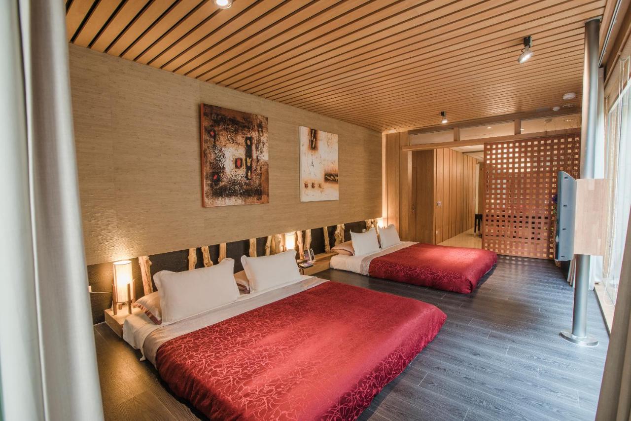 Motel Stars Taichung Esterno foto